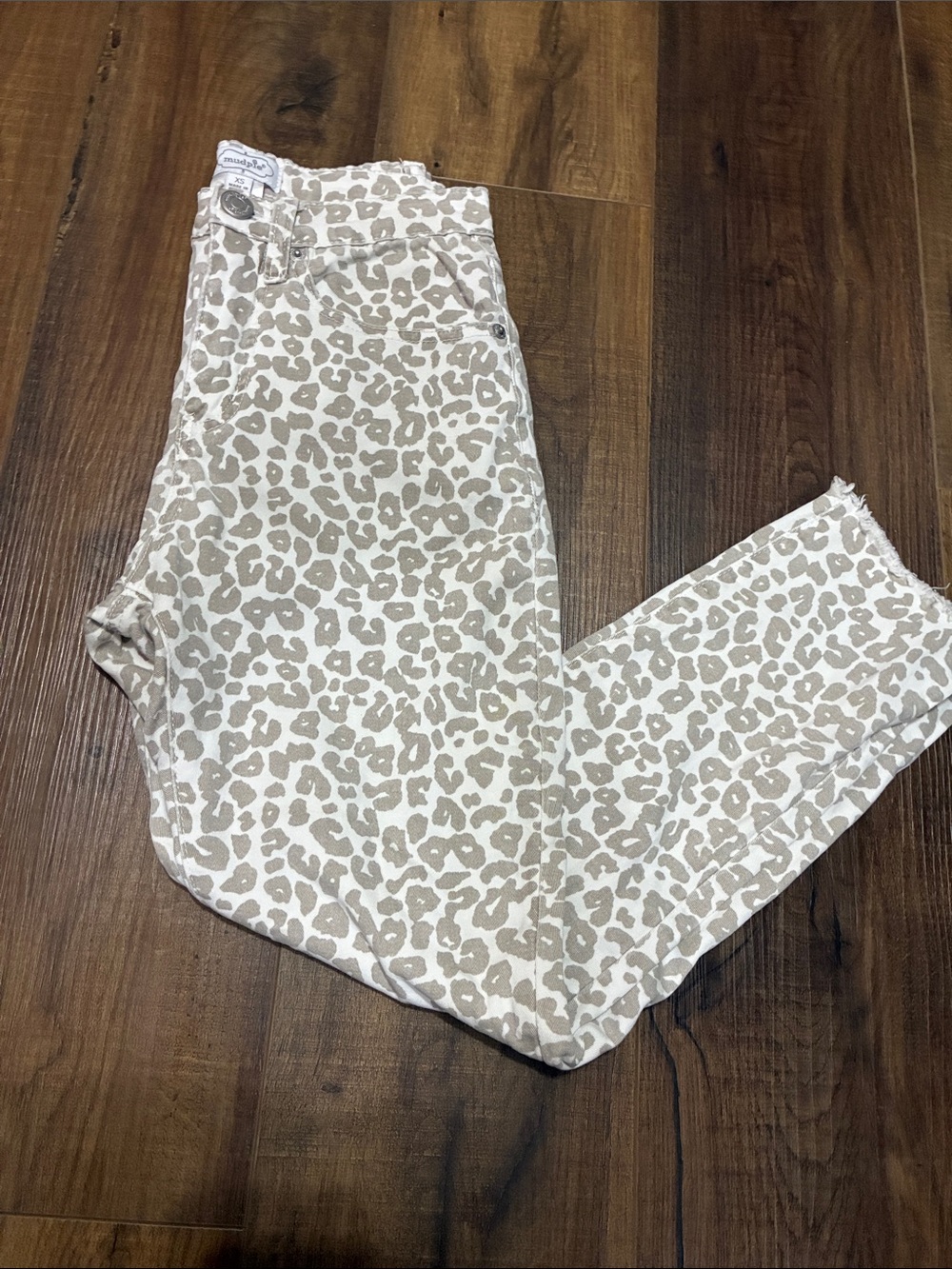 Mud Pie Beige & White Leopard Print Cropped Jeans